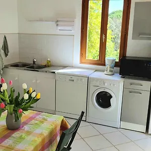 Indépendant De 26 M2 Avec Extérieur Rochegude (Drome)